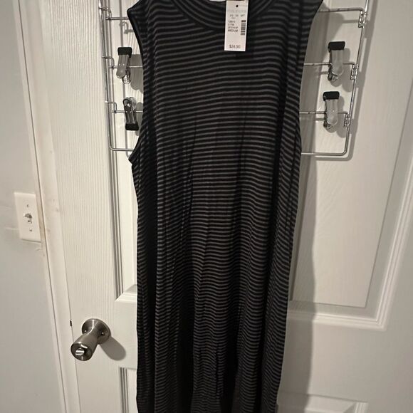 NWT Maurices  24/7 Charcoal and Black Striped Sleeveless. Dress - Medium - Picture 1 of 5